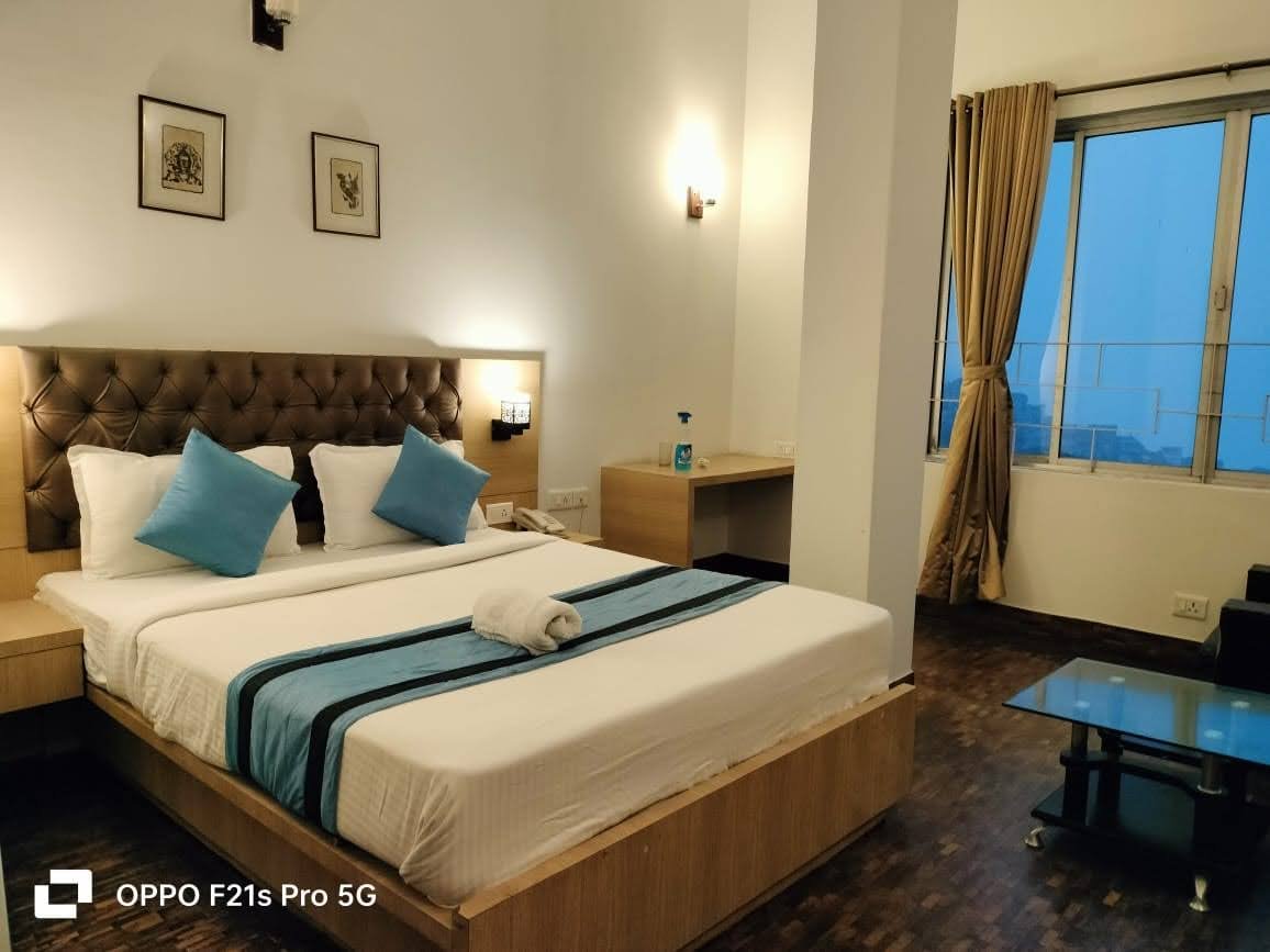 Deluxe Double Bed