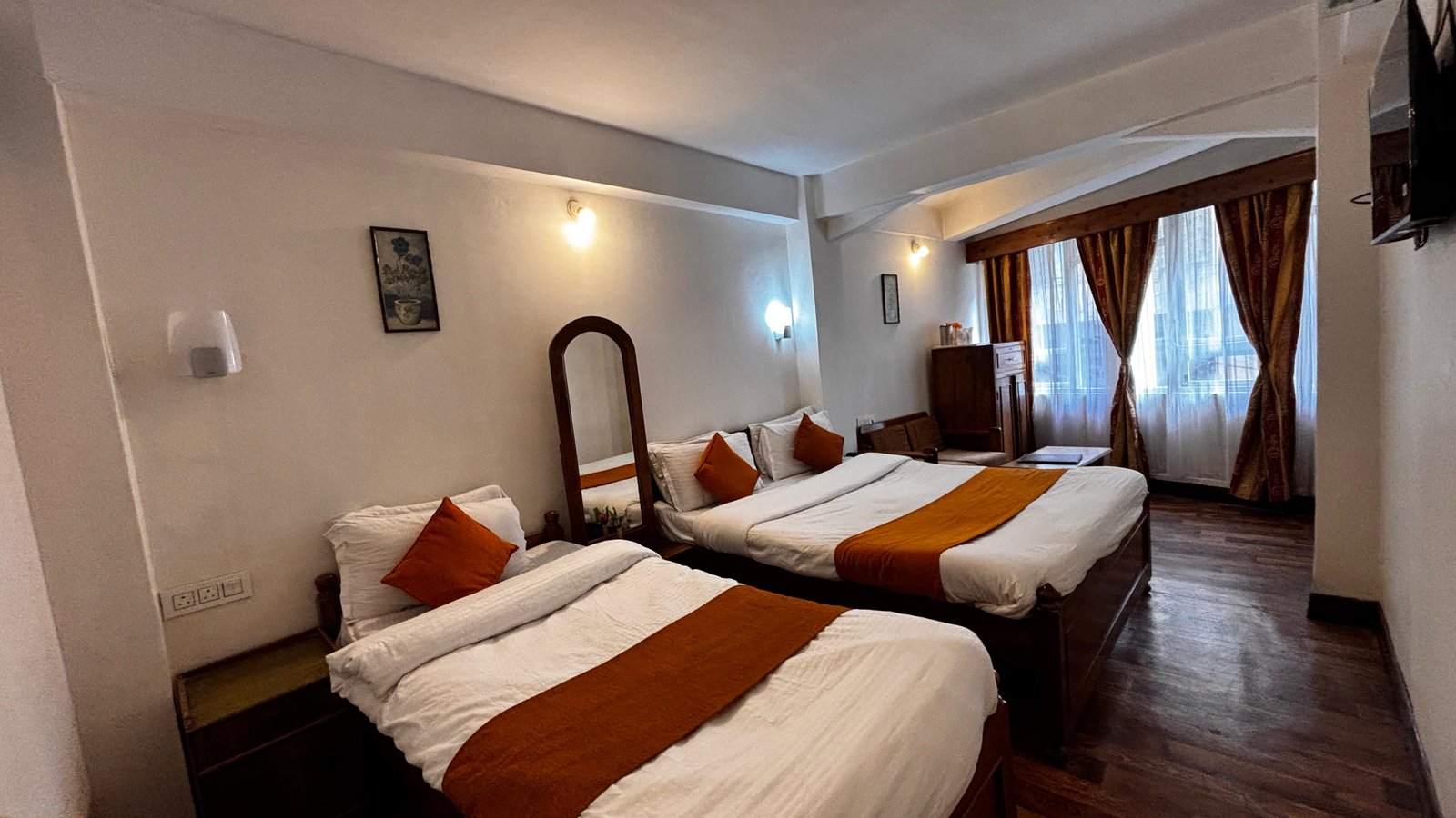 Deluxe Four Bed