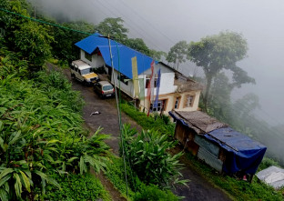 Basera Resort Agamlok in Agamlok