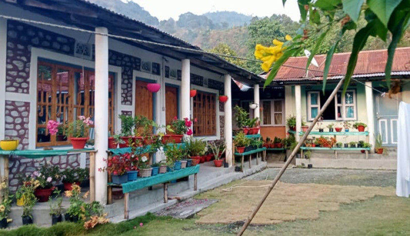 Pabitra Homestay Chuikhim
